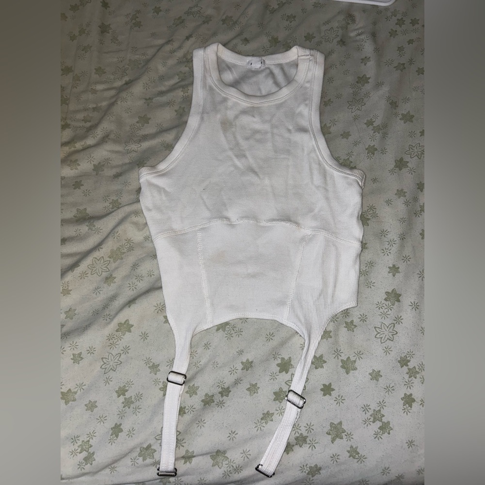 white tank